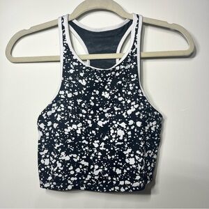Fabletics Moorea Splatter Paint High Neck Sports Bra White and Black size M/L